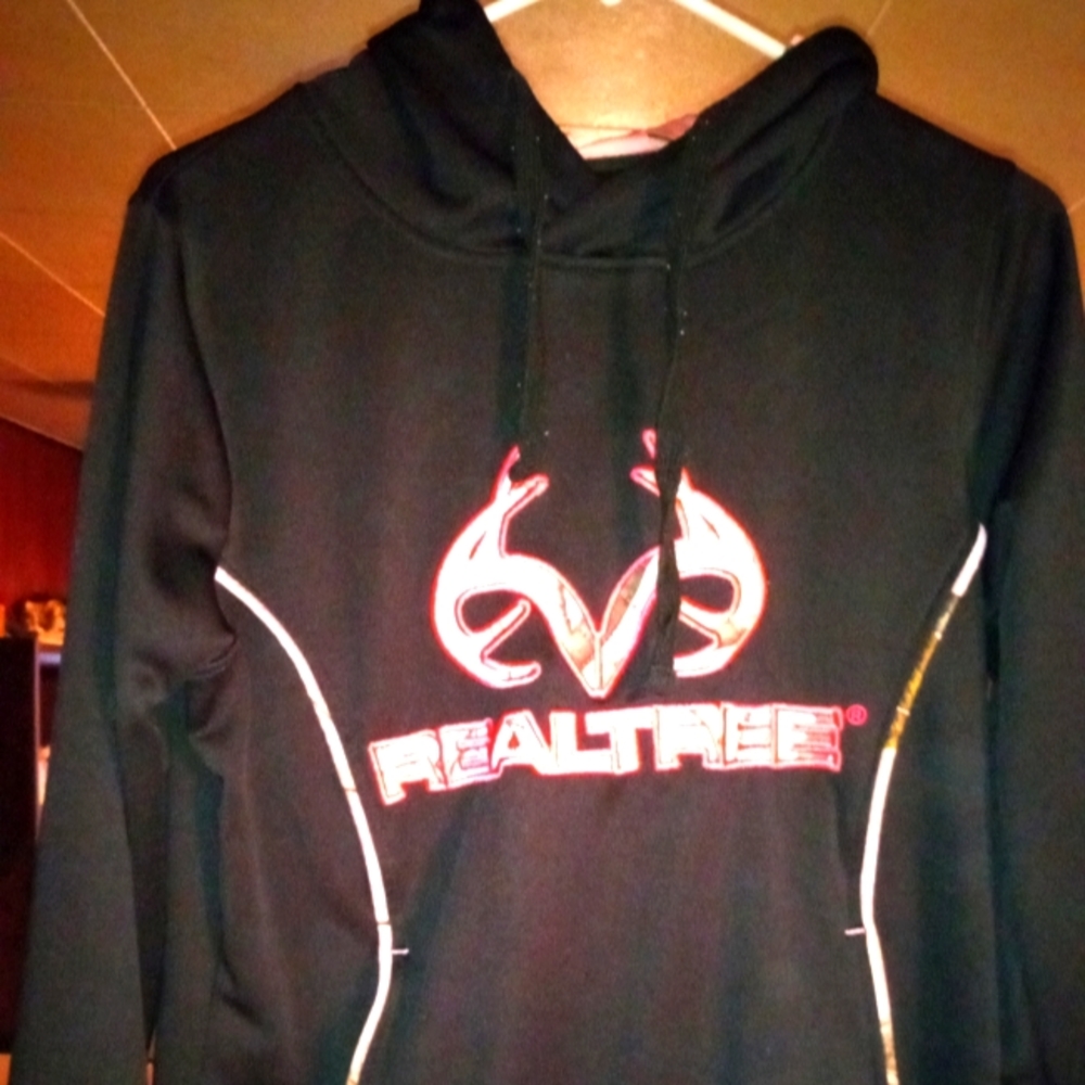 Realtree size Large hoodie